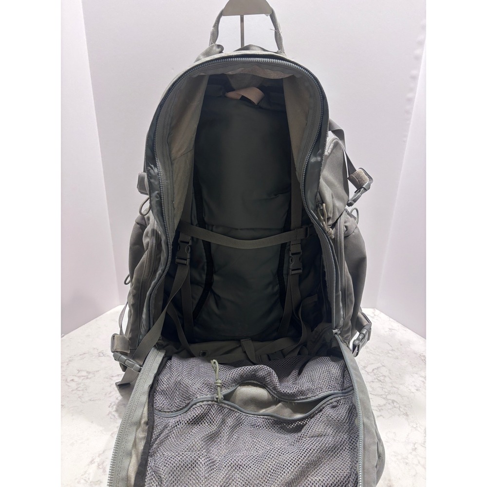CamelBak Maximum Gear Tactical Backpack Cordura Assault Pack Foliage Green Grey - Picture 11 of 16